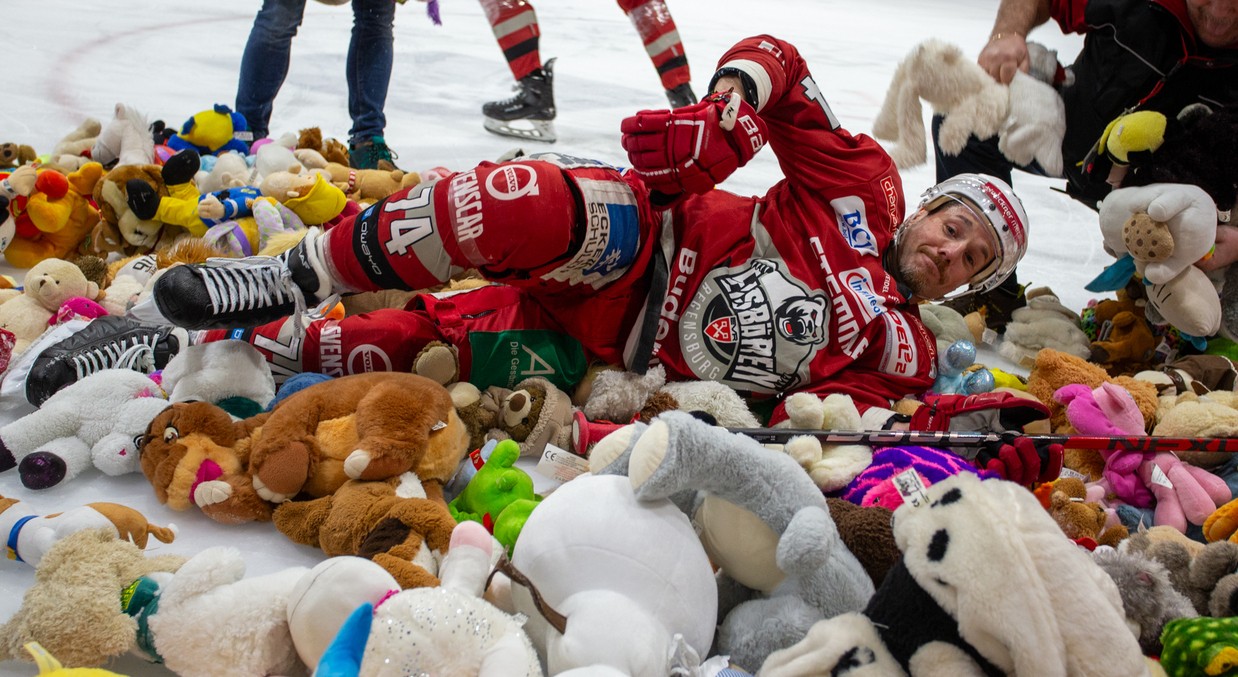 © Bild: Eisbären Regensburg // Andreas Nickl